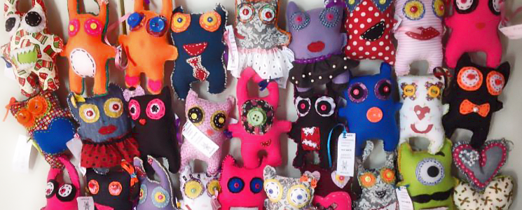 Bonecos produzidos pelos alunos. Bonecos produzidos pelos alunos.
