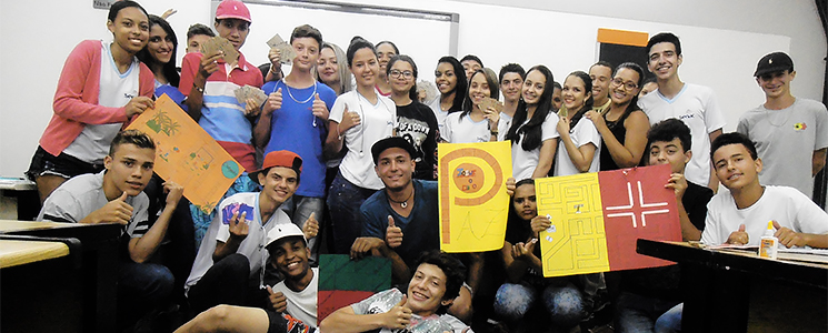 Alunos do programa Aprendizagem reunidos Alunos do programa Aprendizagem reunidos