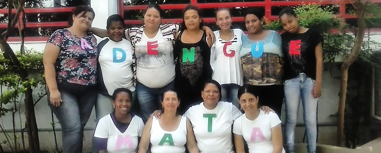 Cinco alunas da turma Cinco alunas da turma