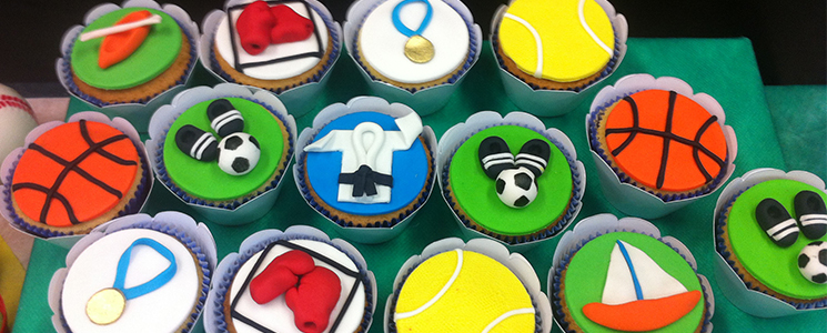 Doces confeitados com símbolos das Olimpíadas Doces confeitados com símbolos das Olimpíadas