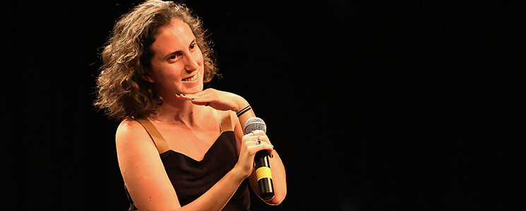 YouTuber Júlia Tolezano, a Jout Jout YouTuber Júlia Tolezano, a Jout Jout