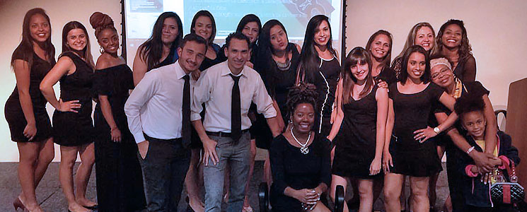 Alunos reunidos Alunos reunidos