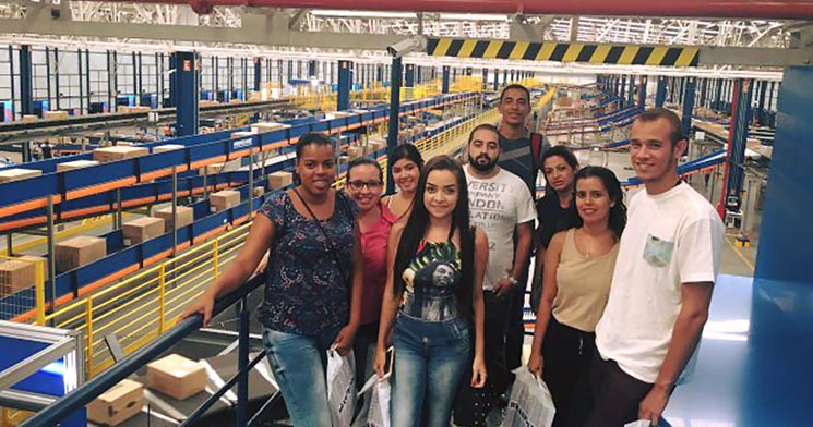 Alunos na empresa Braspress Alunos na empresa Braspress