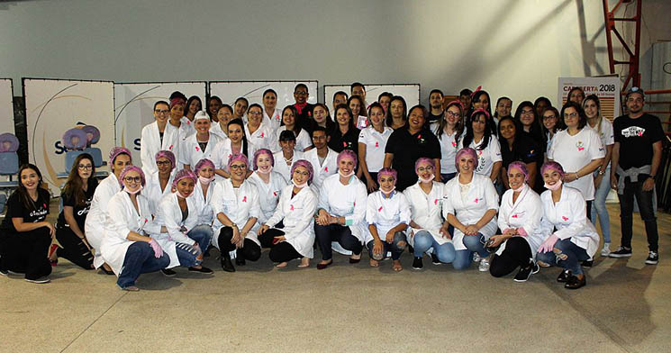 Alunos reunidos no evento Alunos reunidos no evento
