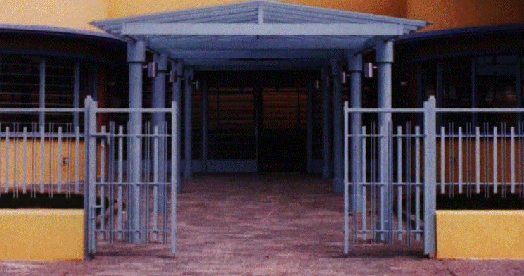 fachadas da unidade em 1997 e em 2017 fachadas da unidade em 1997 e em 2017